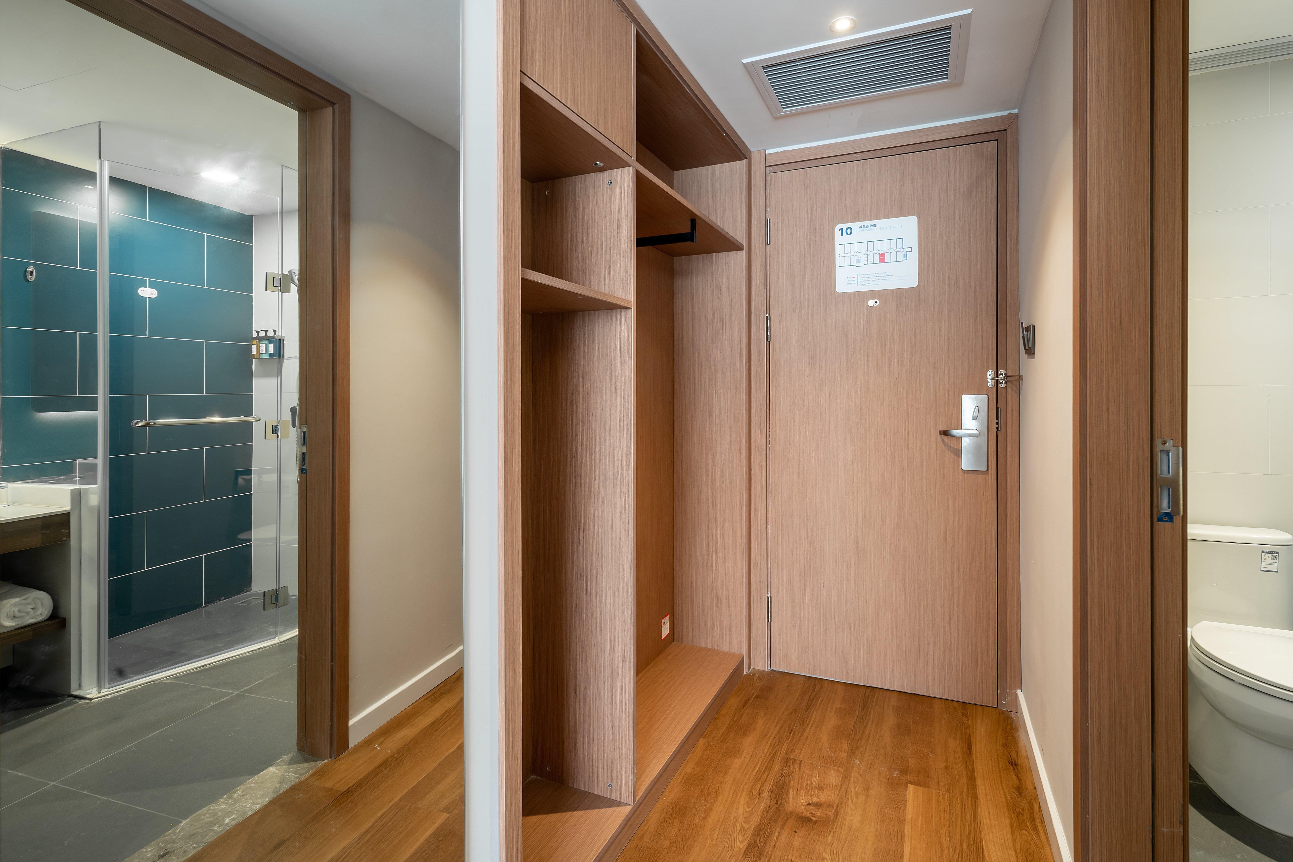Holiday Inn Express Jinan Jingshi Road, An Ihg Hotel Esterno foto
